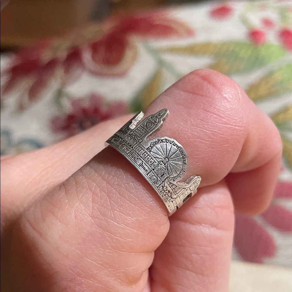 925 Sterling Silver Ring - London Skyline - Size US 6.5